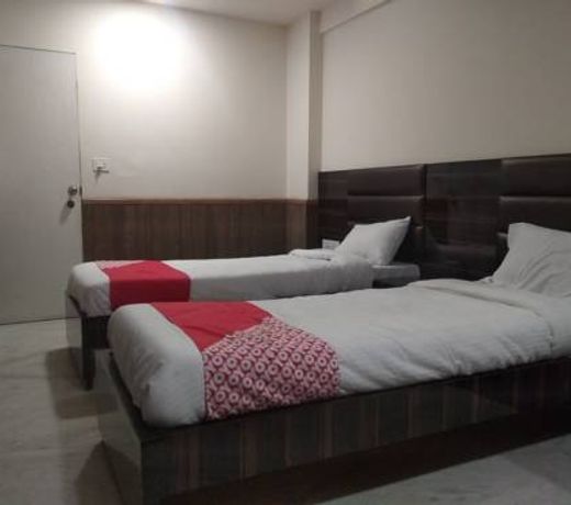 JK Rooms 111 Nr. St Stand - Ganeshpeth