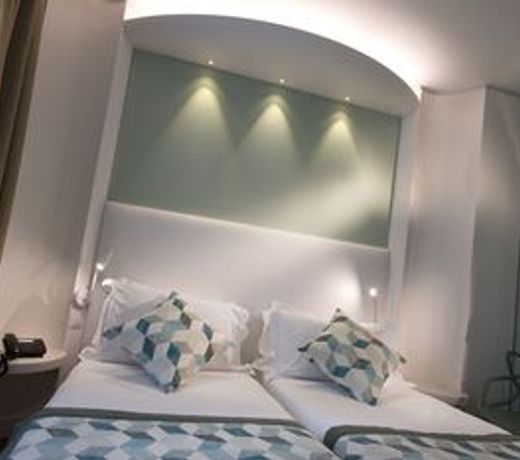 Ark Hotel