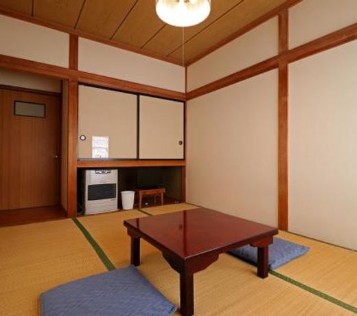 Lodge Yashiro