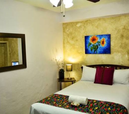 Balamku Hotel Petit