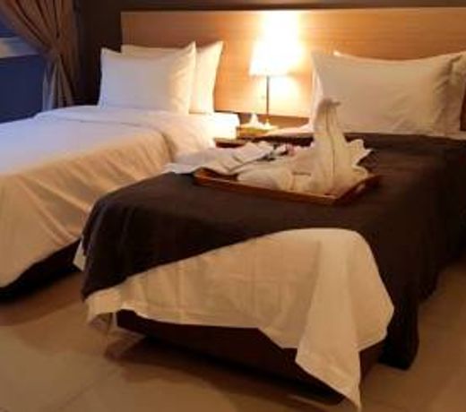 Twin Galaxy Suites