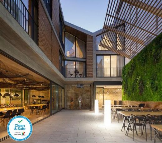 7 Gaia Roaster Apartments
