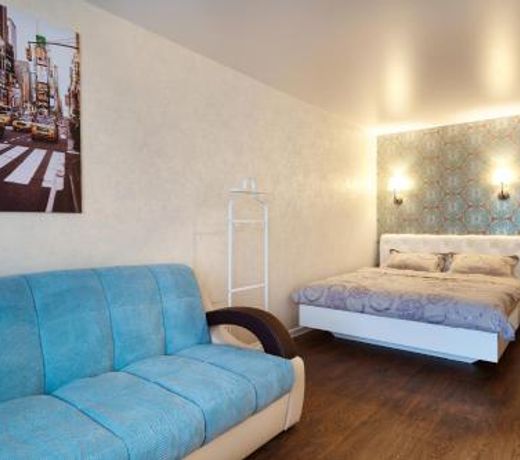 Apartment on Samokhvalova 12