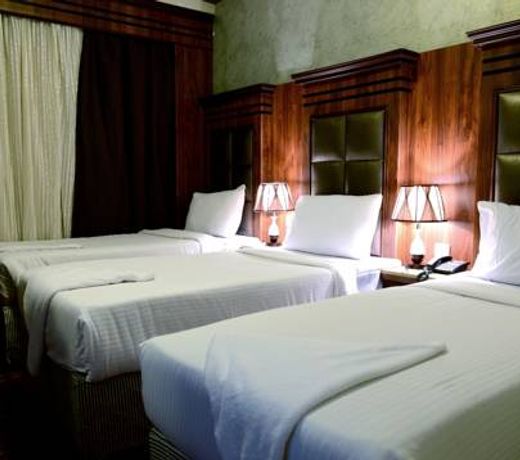 Hayah Plaza Hotel