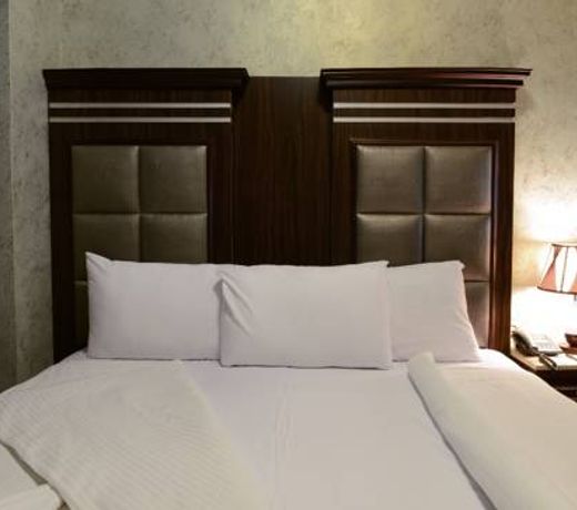 Hayah Plaza Hotel