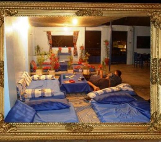 Oasis hotel
