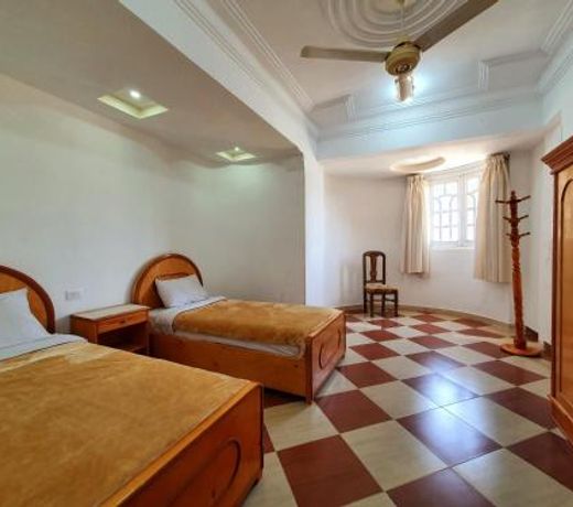 Spring Hotel Luxor