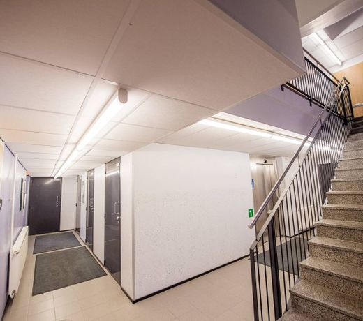 A cozy and efficient two-bedroom apartment near the Helsinki airport.