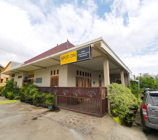 SPOT ON 2490 Griya Kencana Homestay