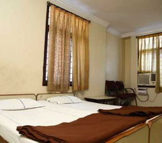 Sri Sai Krishna Deluxe Lodge