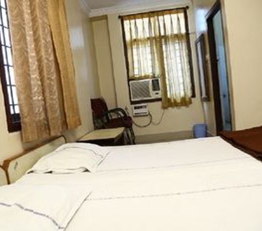 Sri Sai Krishna Deluxe Lodge