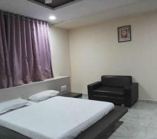 Hinglaj Hotel and Restaurant