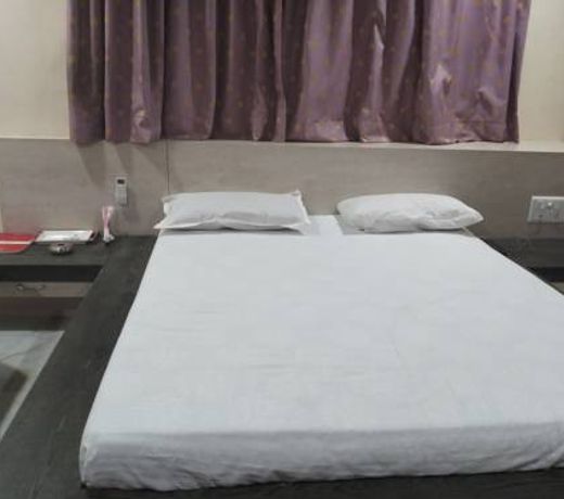 Hinglaj Hotel and Restaurant