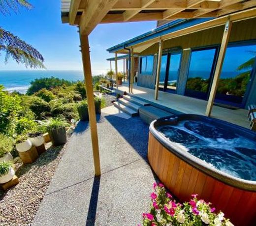 Tasman Sea Retreat