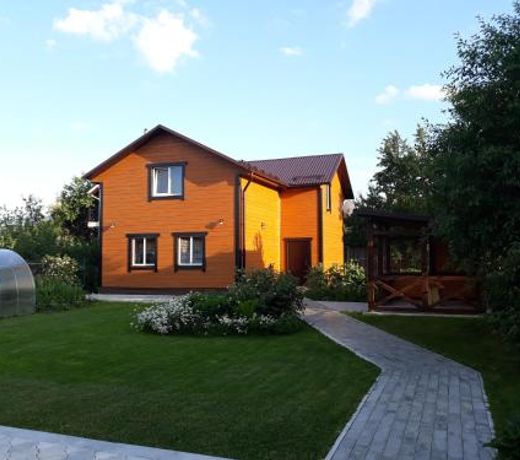 U Pokrovskogo Monastyrya