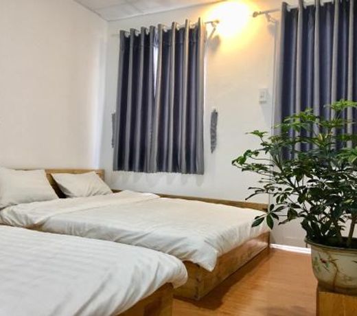 Len's hostel