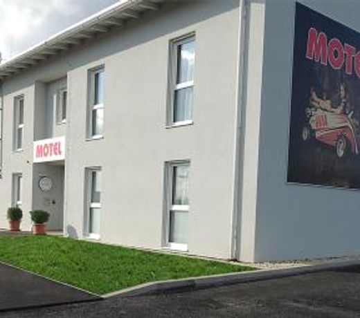 AVIA Motel Bisamberg
