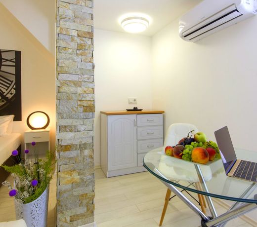 Penthouse Suites
