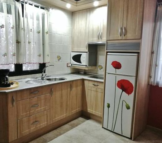 APARTAMENTOS MELCHOR DE LIÃAN