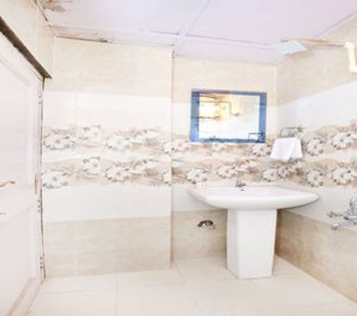 OYO 10904 Home Sunny Woods Cabin Khalini