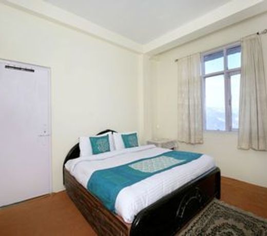 OYO 10869 Home 2BHK Kaithu Shimla