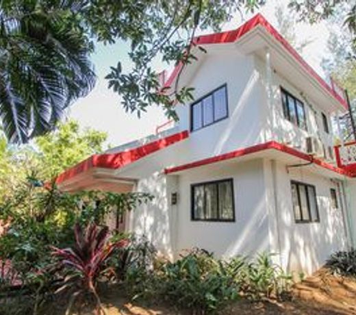 OYO 10401 Home 4BHK Villa Assagaon