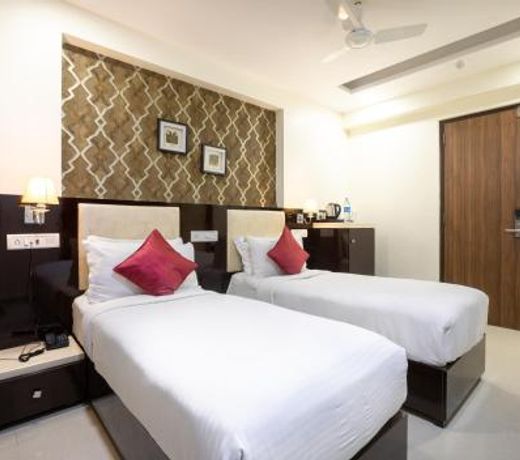 Hotel Laaiba Residency Family & Corporate Stays, Jogeshwari West