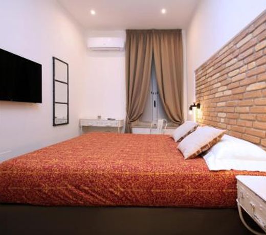 Trevi Contemporary Suite