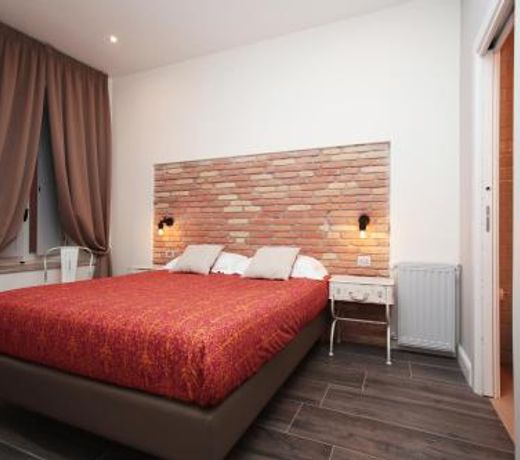 Trevi Contemporary Suite