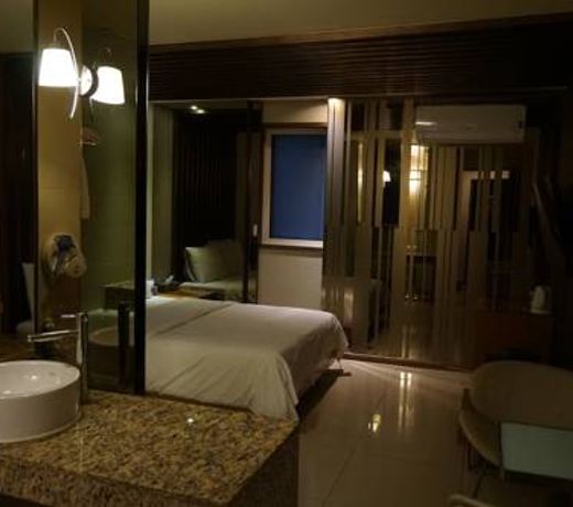 Lausanne Hotel