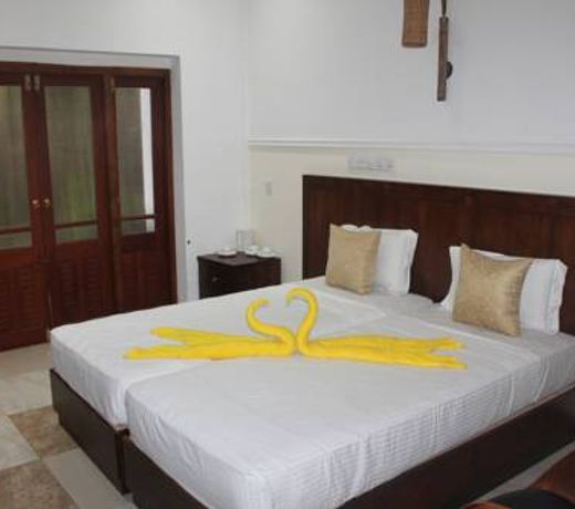 Grand Rockland Hotel
