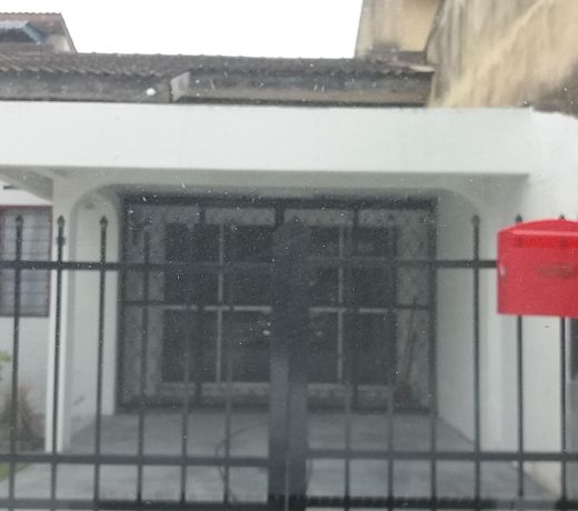 Batu Berendam Homestay