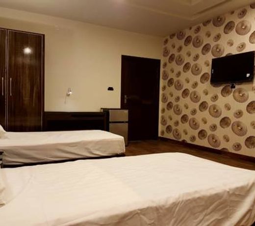Khayyam Hotel