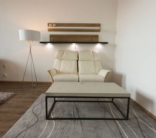 White smile apartments