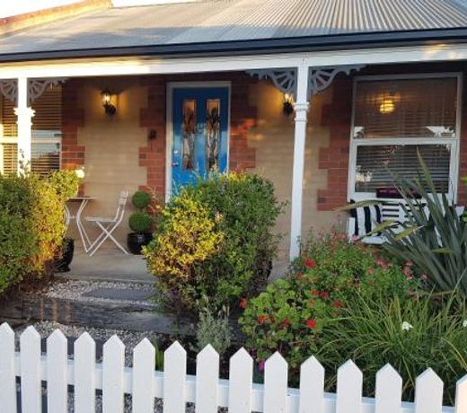 La Maison Riviere - THE RIVER HOUSE Bed & Breakfast