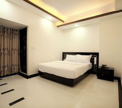 Hotel Elaf International
