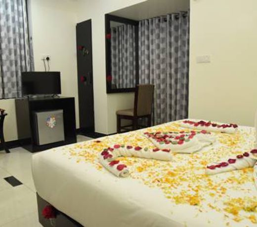 Hotel Elaf International