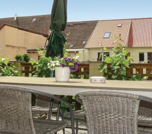 Amazing Apartment In Wismar With 3 Bedrooms, Sauna And Wifi