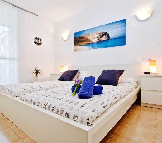 Bellamar Apartments
