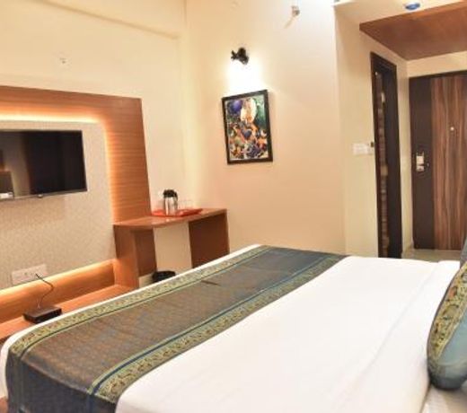 Hotel Rk Grand