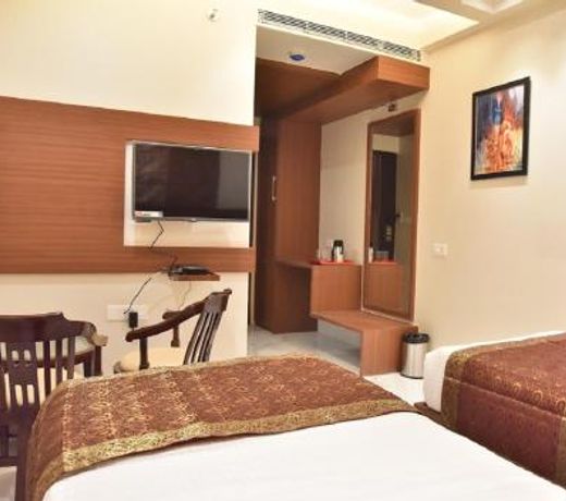 Hotel Rk Grand