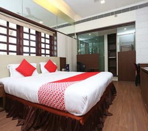 OYO 10690 Florence Hotel