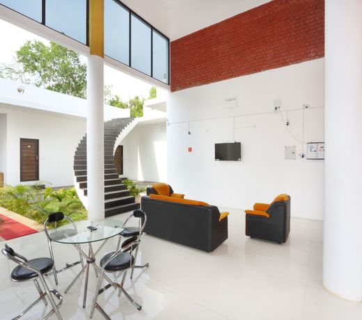 OYO 11880 Vanam Resort