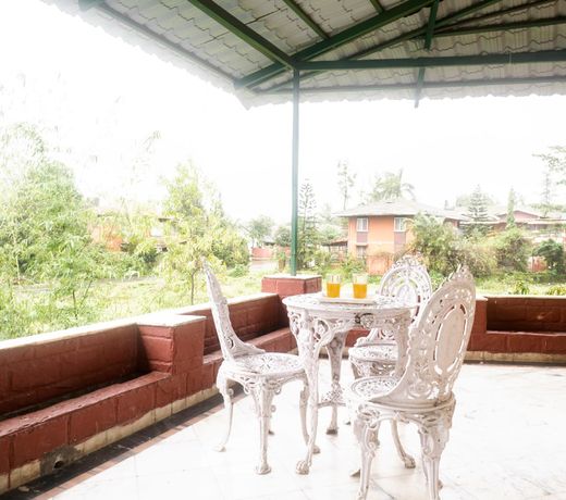 OYO 15746 29 Bungalow