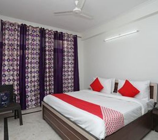 OYO 10864 Hotel Fernweh Homestay