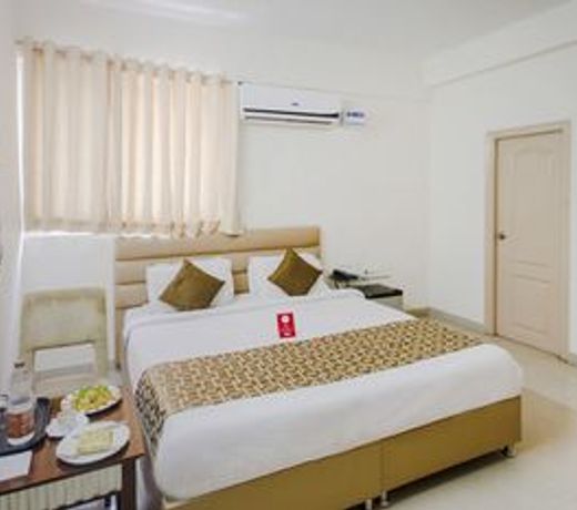 Vaccinated Staff - Capital O 10594 Hotel Marie Gold