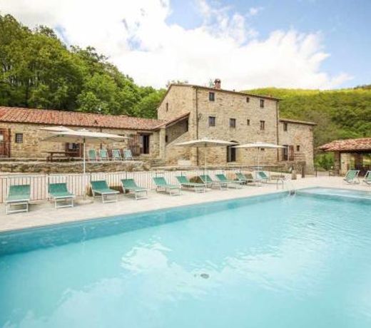 Villa con privacy in Parco vista magnifica e piscina privata no vicini