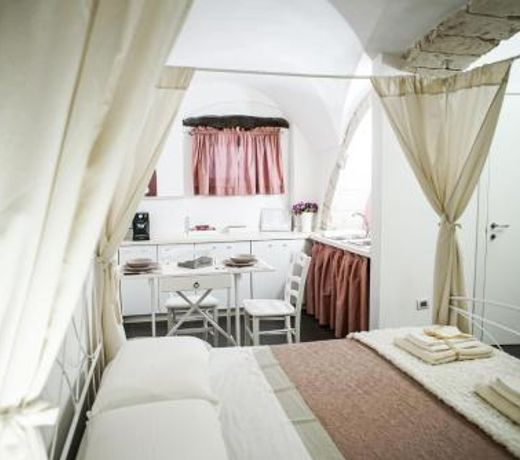 HOME 5 - Arco Antico