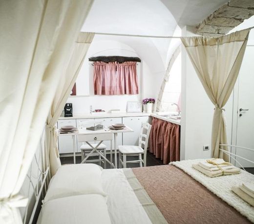 HOME 5 - Arco Antico