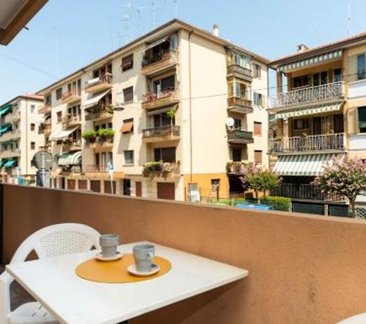 Monti Guesthouse
